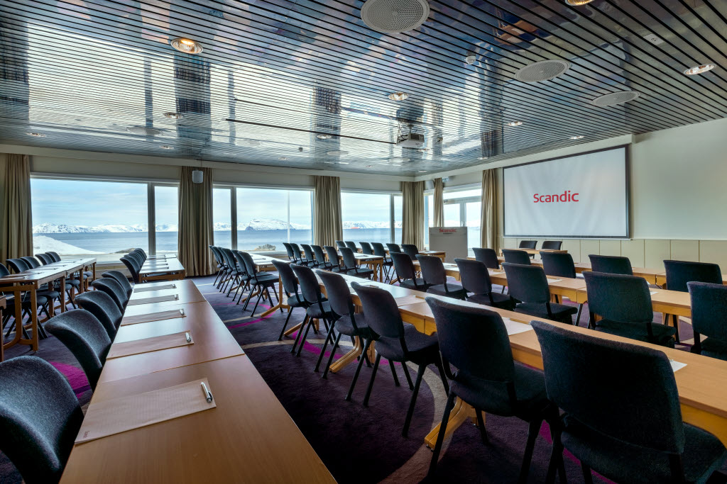 Copyright: Zbigniew "Ziggi" Wantuch Meeting room